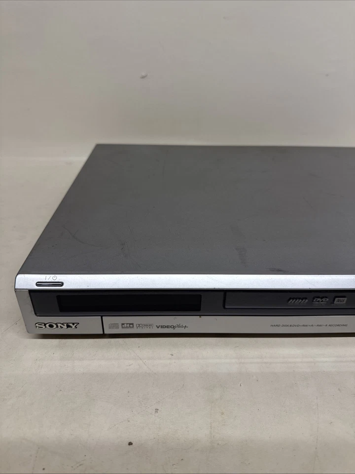 Sony RDR-HX510 DVD Recorder/Player Hard Disc Drive No Remote - Image 2 of 4