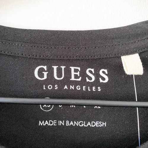 Guess Women’s Anika Red Lipstick Rhinestone Black Tee Shirt Sz XS Rock - Picture 5 of 7