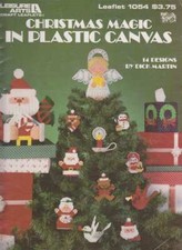 OOP CHRISTMAS MAGIC IN PLASTIC CANVAS 14 DESIGNS ORNAMENTS/MORE