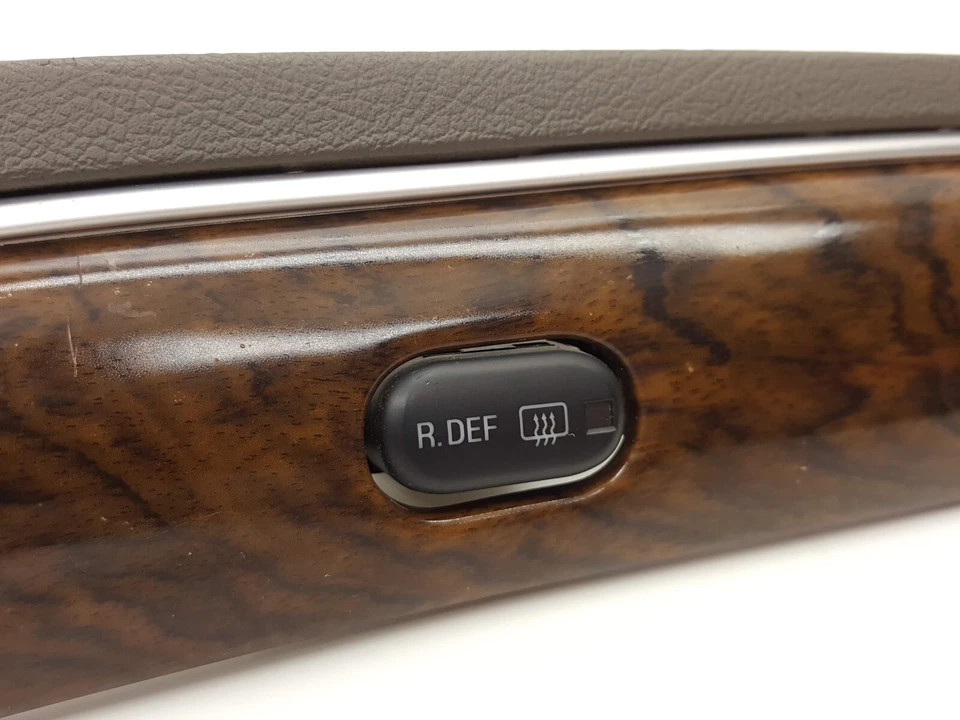 1998-02 Ford Crown Victoria OEM Rear Defrost Dashboard Bezel Woodgrain / Tan Foto 2 de 4