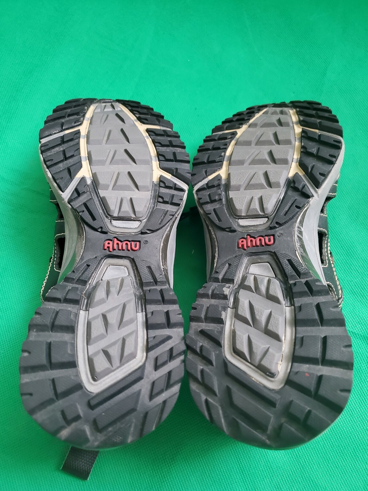 Ahnu Hiking/Trail Teva Brown Mesh Men