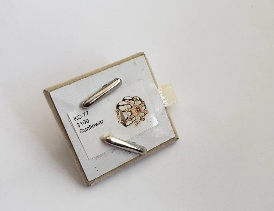 NUEVO ENCANTO GIRASOL CHAMILIA PLATA ESTERLINA Y ORO 14K Foto 3 de 3