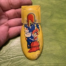 Vintage 1950s Kirchhof Tin Litho Wedding Clicker Noisemaker Toy Works Great 