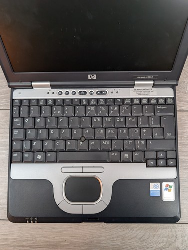 HP COMPAQ NC4010 Black Bluetooth 12.1-in Display Notebook Laptop For Parts Untes - Picture 3 of 10