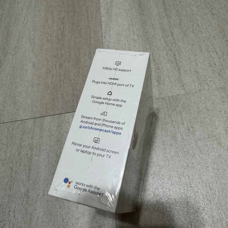 Google Chromecast 3rd Gen HDMI Streaming Media Player 1080p. Brand New & Sealed! - Image 4 of 4