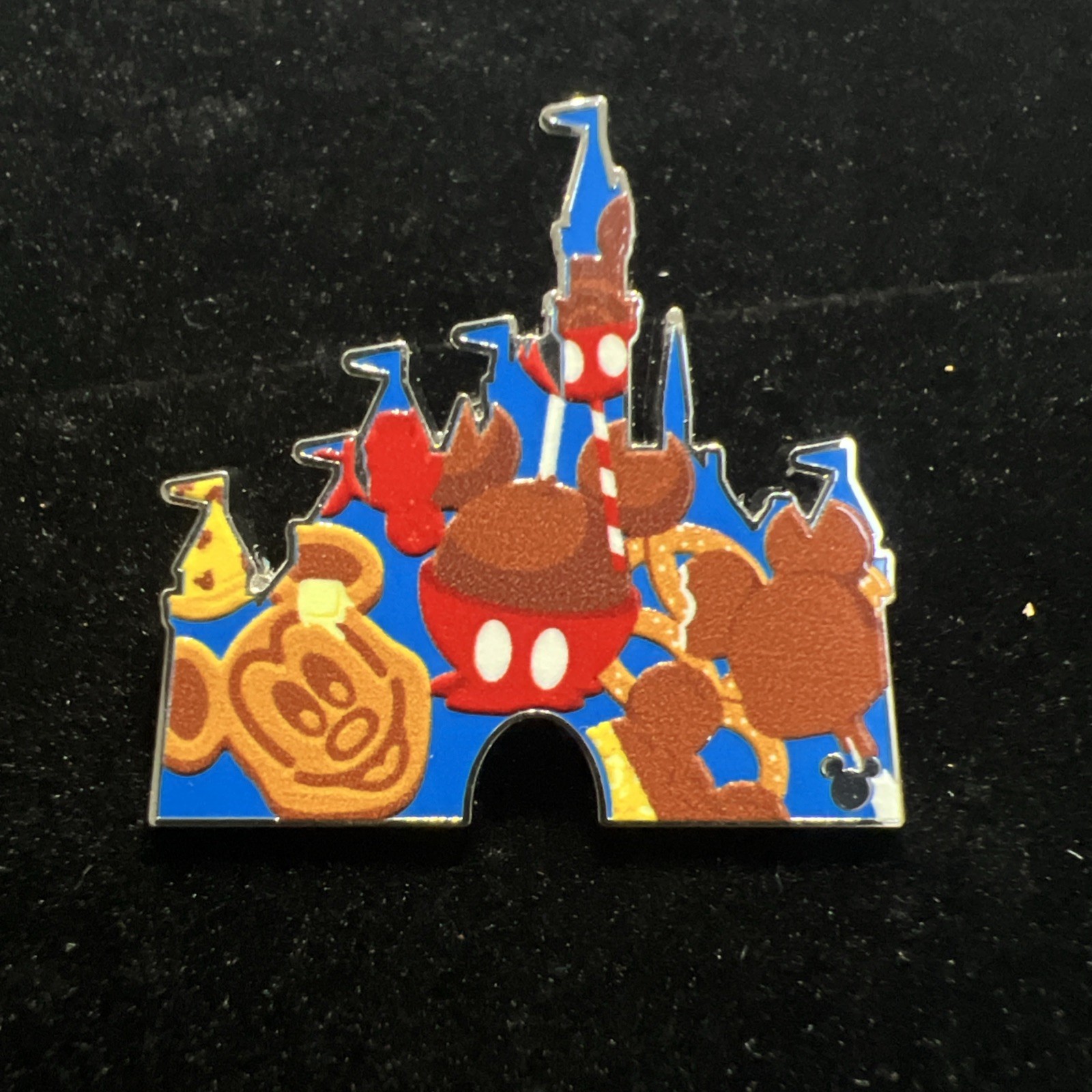 New 2025 Disneyland Hidden Disney Mickey Pin Wave A Pouches Castle Snacks Waffle