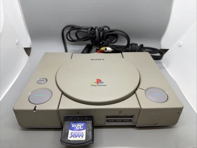 {K15} PlayStation 1 - Vintage slightly used, Power & AV cable included - Image 1 of 4