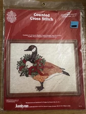 NEW!! JanLynn Counted Cross Stitch { CHRISTMAS GOOSE } -- 12 X 9