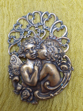 Vintage women brooch metal cupids quite old and in great vintage condition