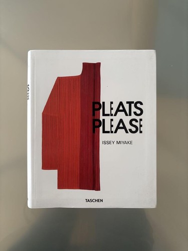 Issey Miyake Pleats Please Art Book Hobby Taschen 2012 Global Fashion Brand used