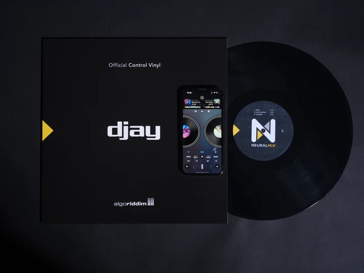 djay Pro 12" Control Vinyl (Black Single) - Image 4 of 4