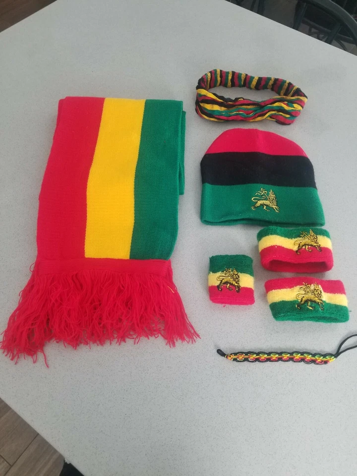 LOTE DE 7 GORRO RASTA VINTAGE, BUFANDA, DIADEMA Y MUÑEQUERA Foto 3 de 3