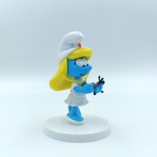 Sbabam Smurfs Jobs Series 2019 - Veterinarian Smurfette on Base 7,5 cm / 3" 