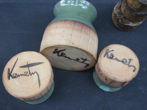 Australian Studio Pottery 3 botes verdes y tapa de corcho firmados Kenneth raro multado - Imagen 10 de 14