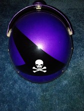Elmetto pilota elicottero vintage viola e nero con teschio