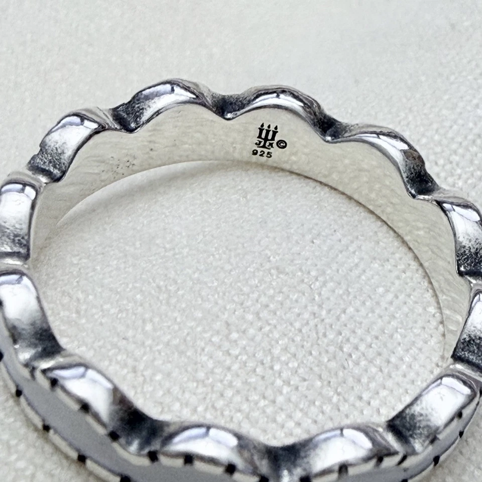 James Avery White Enamel and Sterling Silver Scalloped Stacker Ring Size 6.0 - Image 4 of 4