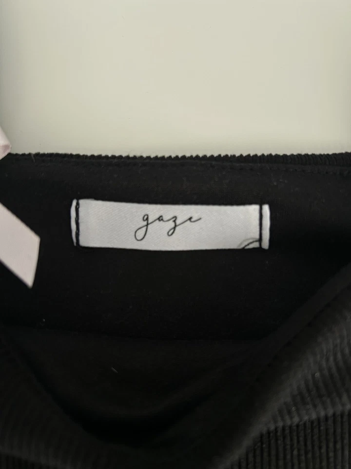 Camiseta sin mangas Coquette estética negra con bailarina cinta rosa tela gruesa Foto 4 de 4