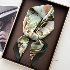 Edles Seidentuch 70x70 cm Damen Halstuch Schal Stola Tuch Grün Beige Elegant