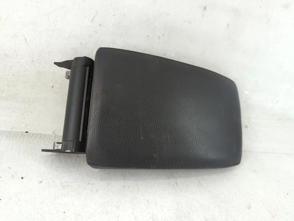 Chrysler 300 2012-2014 consola central reposabrazos cubierta tapa negra DYGP Foto 3 de 4