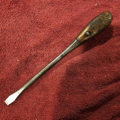 Vintage 10-7/8''  Irwin Perfect Handle Screwdriver.