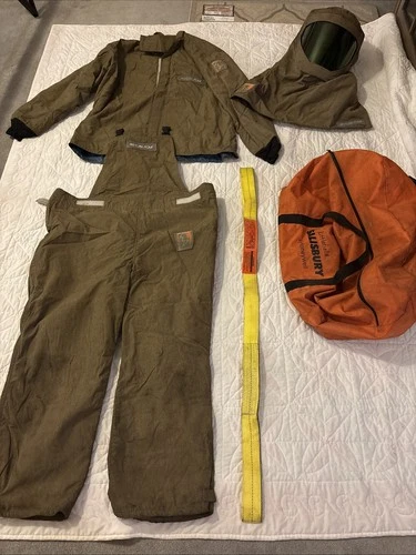 Honeywell Salisbury 40 Cal Arc Flash Kit Coat 2XL, Bib XL, Hood Face Shield Bag - product listing photo