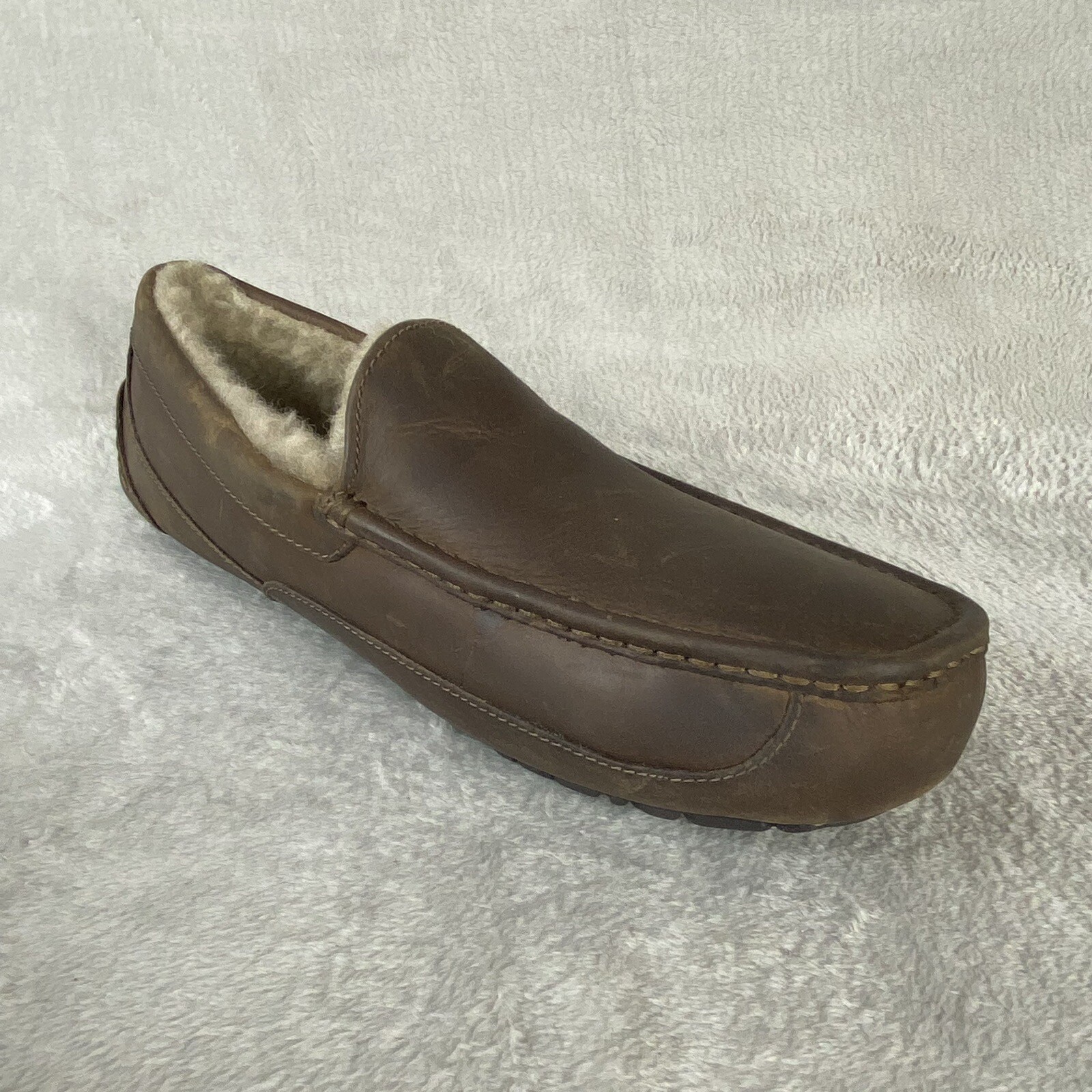 UGG Ascot Men's Slippers Loafer Size 14 Brown Leather Sheepskin Slip On