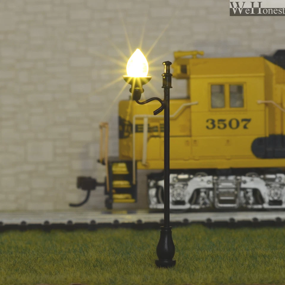 5 x Model Railway Train Lamp Post Street Lights HO OO Scale LEDs +Resistor #QF08 - Image 2 of 2