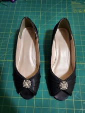 David's Bridal Kelsey Wedge Peep Toe Shoes Navy Rhinestone Embellishment Size 10