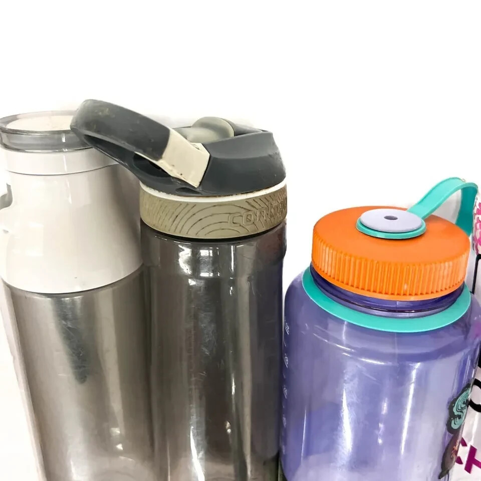 photos bouteilles de boissons assorties libres de droits | Piqsels