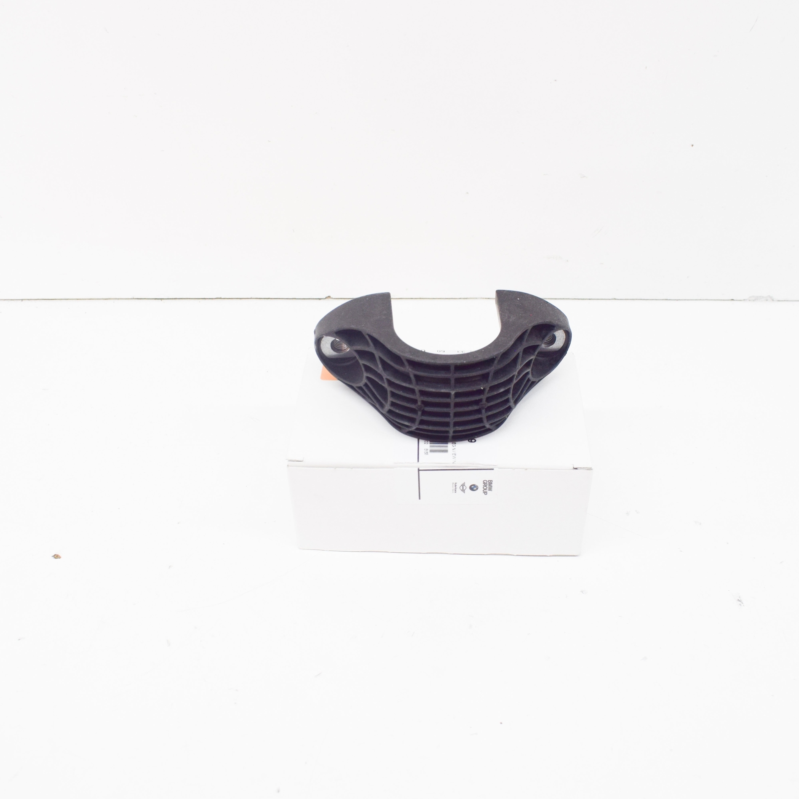 BMW 1 F40 Front Stabilizer Bar Bracket Support 33506861149 6861149