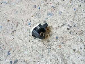 BMW 1er F20 F21 3er F30 F31 4er F32 F33 Sensor B-Säule 9234989