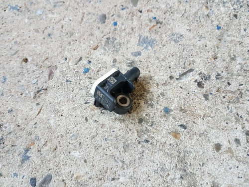 BMW 1er F20 F21 3er F30 F31 4er F32 F33 Sensor B-Säule 9234989