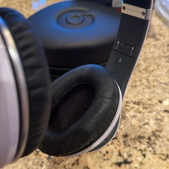 Beats by Dr. Dre Headphones - White & Red