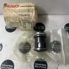 MOOG Hydrolux Hydraulic Cartridge Valve  XCB10066-000-00 Husky HPN 692038 NEW