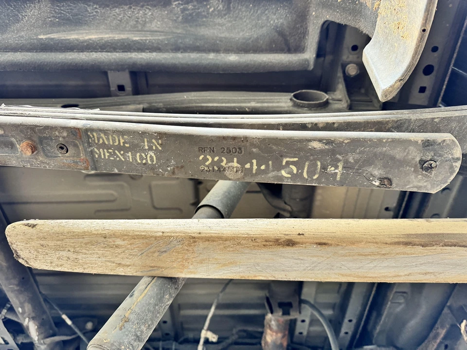 2014-2019 Chevy Silverado 1500 Rear Leaf Spring Assembly Left or Right Side OEM - Image 2 of 4