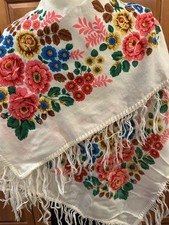 Vtg Ukraine Shawl Wool Wrap Fringes Artistic Floral Design NWT 36  Square