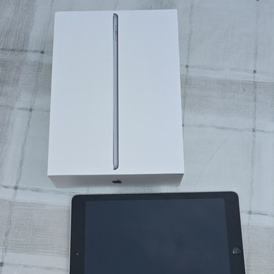 iPad 9.7 6th Generation 2018 A1893 32GB WiFi