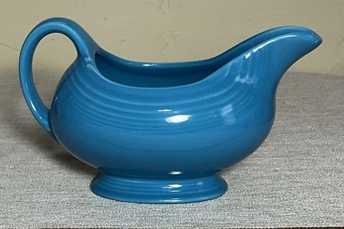 HOMER LAUGHLIN FIESTAWARE Peacock Gravy Sauce Boat Server W/ Handle