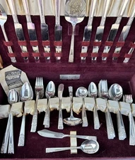85 piece NATIONAL SILVER CO. Silver-plated "King Edward" Flatware Set InBox 1940