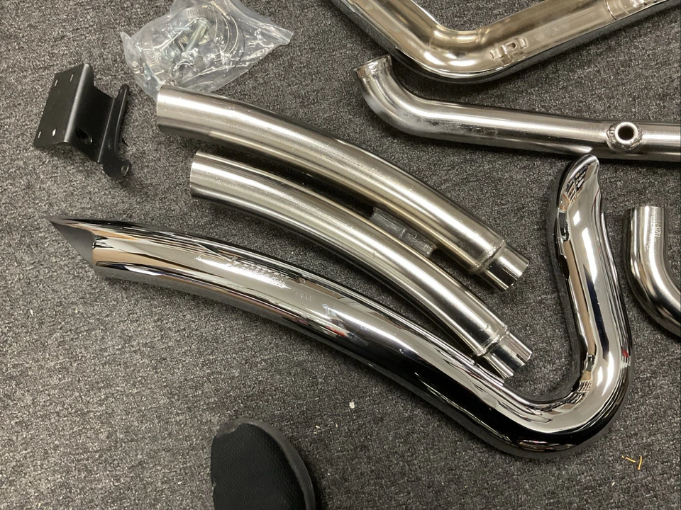 Escape Freedom Performance radio curva aguda Yamaha V-Star 950 MY00079 Foto 4 de 4