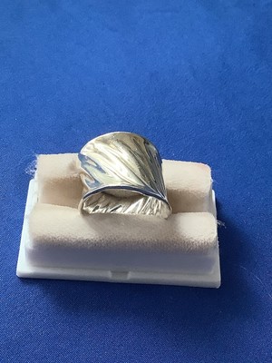 RLM Robert Lee Morris Sterlingsilber moderner konischer breiter Zigarrenbandring