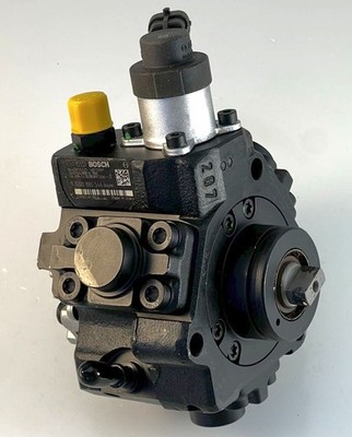 Bosch Einspritzpumpe für Nissan Navara 2.5 dCi 140KW 2488 ccm Baujahr 07.2014