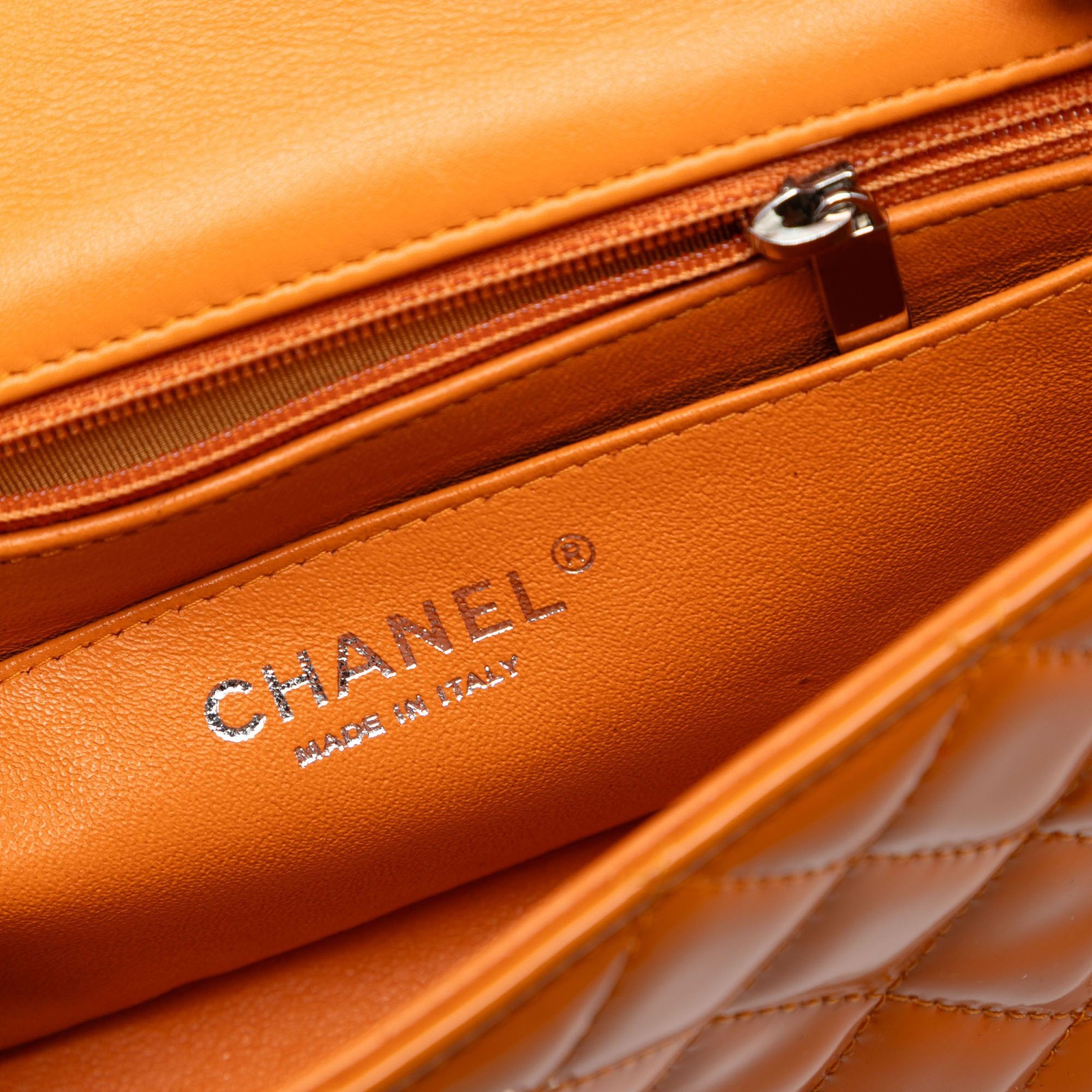 Authenticated Chanel Mini Rectangular Classic Pat… - image 5