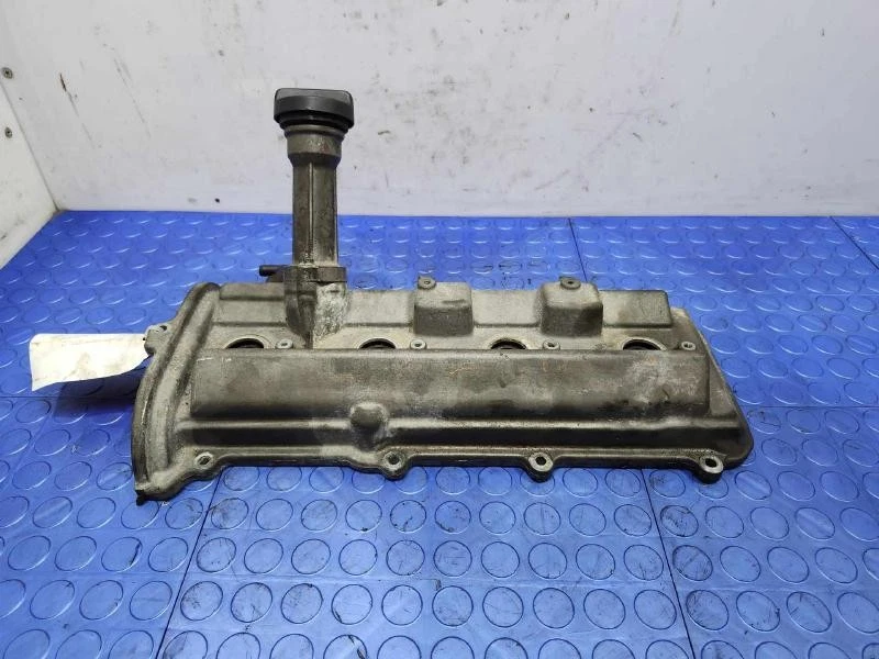 Cubierta de válvula de motor Toyota Lexus 4,7 L lado izquierdo del conductor OEM 112020F010 Foto 3 de 4