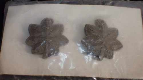 Vietnam War US Army Insignia Metal Officer Subdued Major PAIR Bell Ind. 1969 - 第 1/6 張圖片
