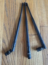 525 MHz Black Antenna