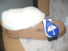 UGG Auzland Sheepskin Shoe- Women's Size 6 New - Carmel Beige w/ Cream 