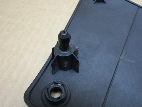 Royal Enfield Himalayan 410 2021 10,378 miles middle fairing panels pair (13870) - Picture 9 of 10