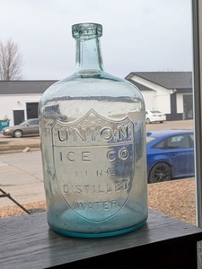 Large Applied Top 2 Gallon Union Ice California Advertising Water Bottle Jug