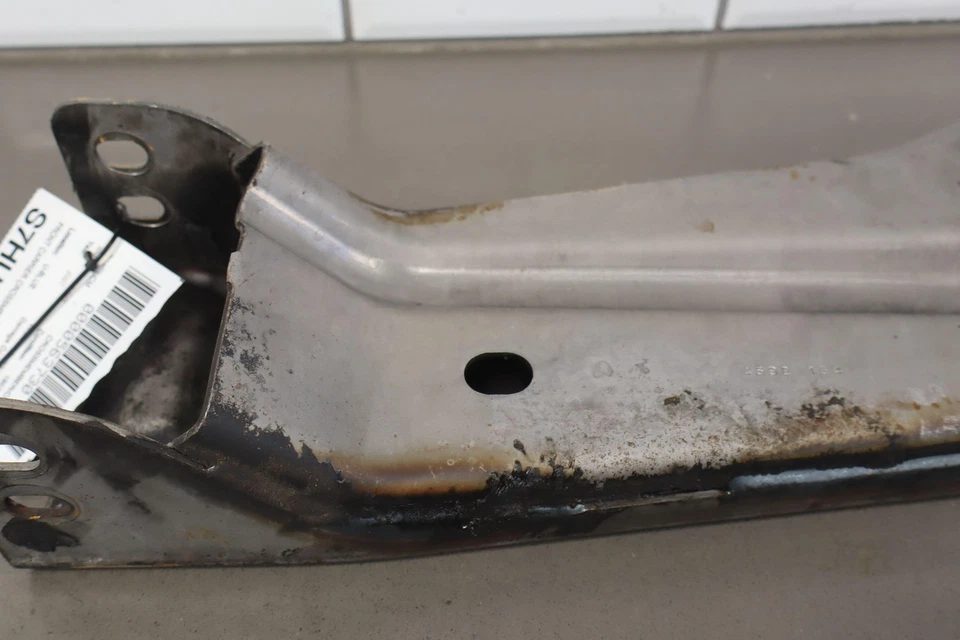 2003-2009 Hummer H2 Front Differential Carrier Mount Support Crossmember OEM - Image 2 of 4